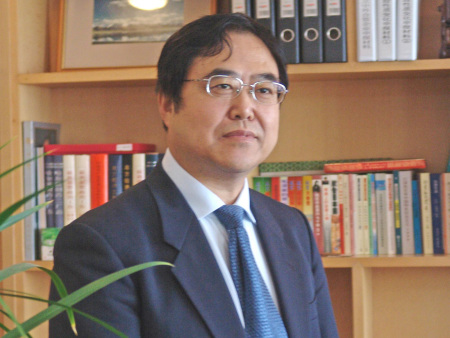 庄闲游戏集团董事长党委书记郝伟哲