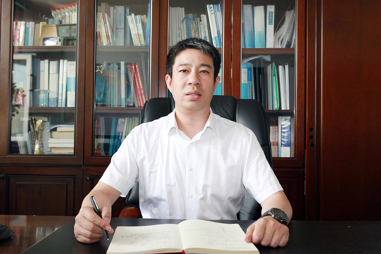 庄闲游戏集团国资战队“英雄谱”事迹专栏——庄闲游戏疫苗董事长、党委副书记、总经理刘洪斌